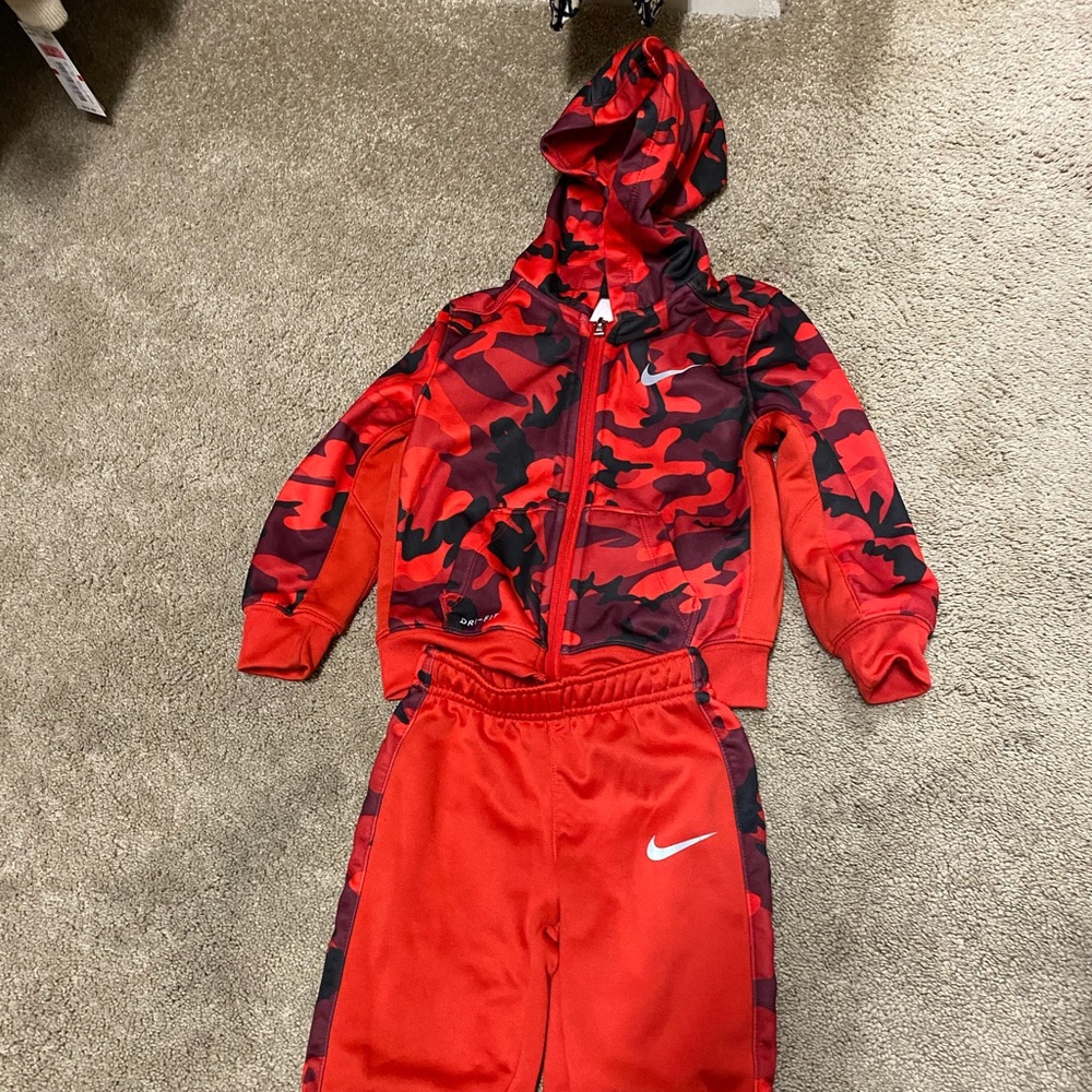 Nike tracksuit toddler boy